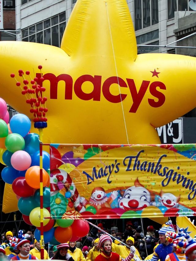 Macy’s Thanksgiving Day Parade on the streets of New York
