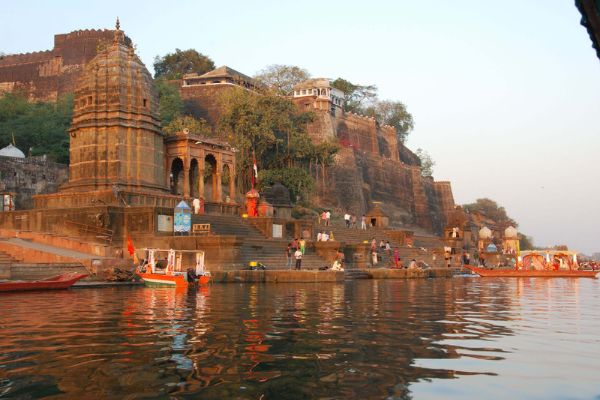 Tourist Places to Visit in Omkareshwar